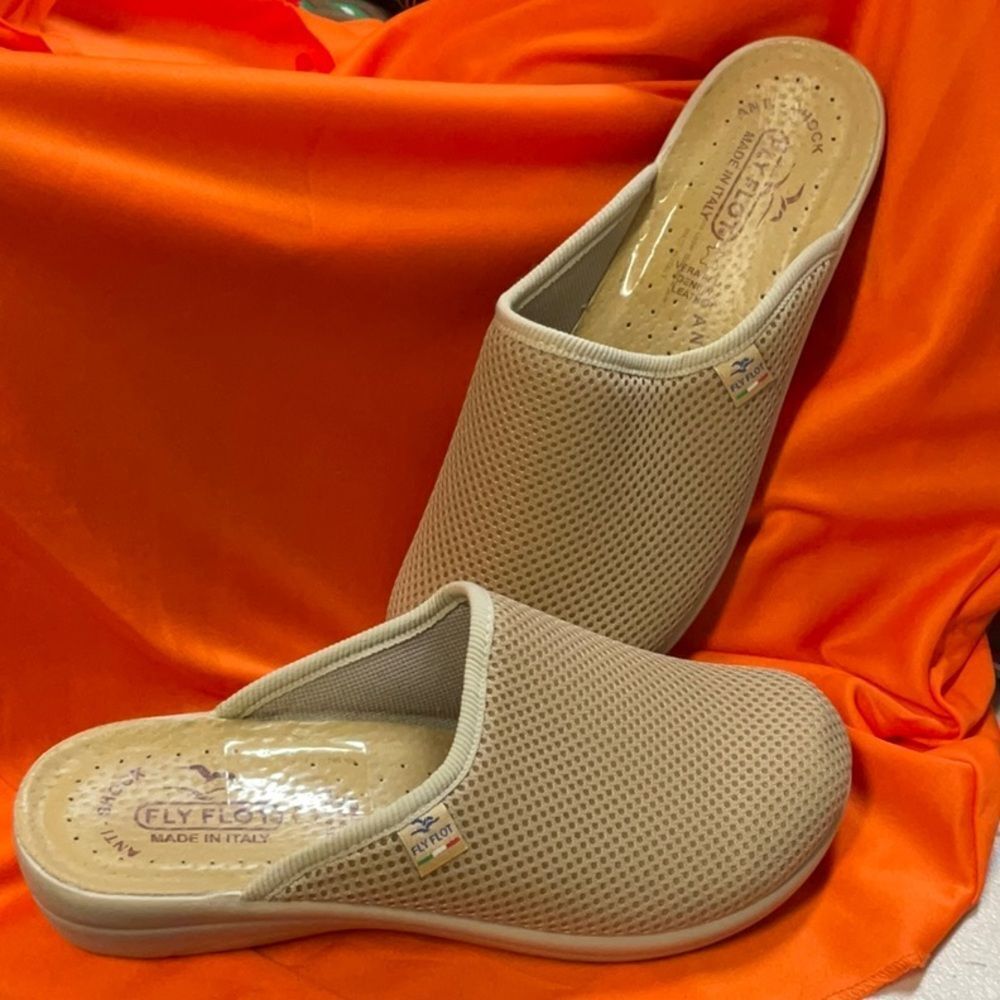 Fly Flot Womens 38 7 Tan Slip On Shoe